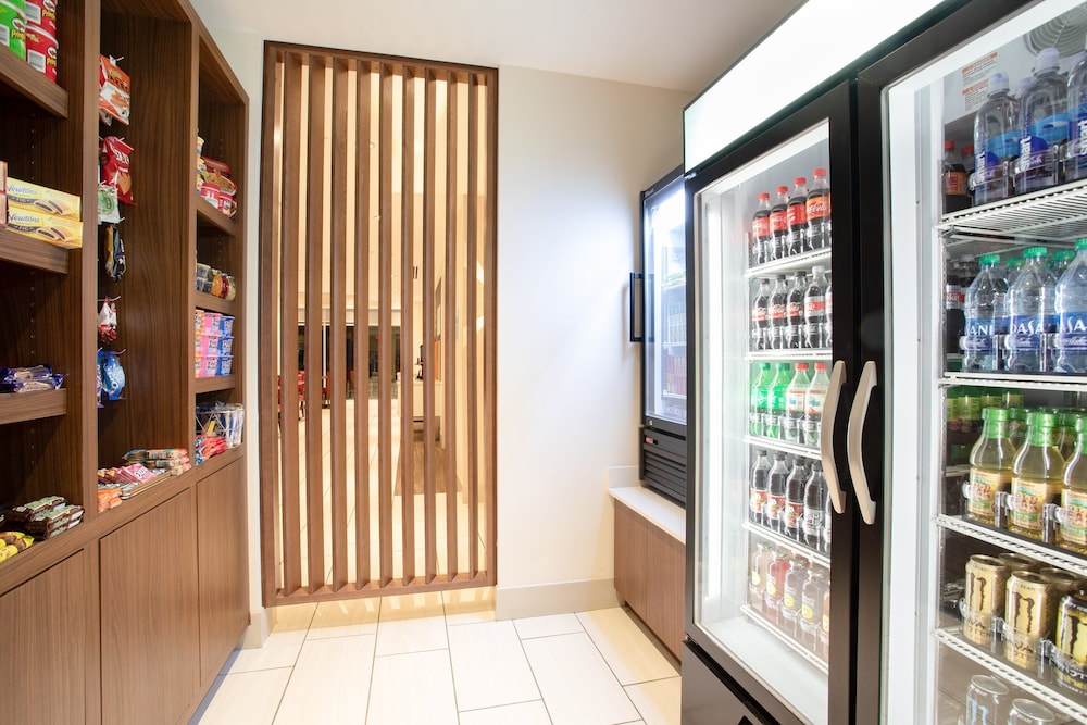 Holiday Inn Express & Suites Sterling by IHG - photo 17