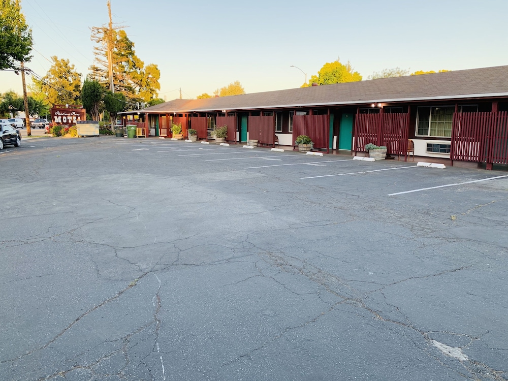 Pacheco Pass Motel - photo 32