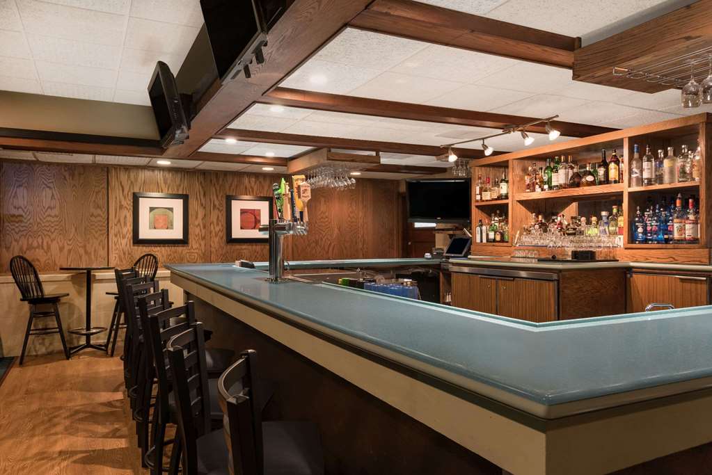 Ramada Plaza by Wyndham Portland - photo 50