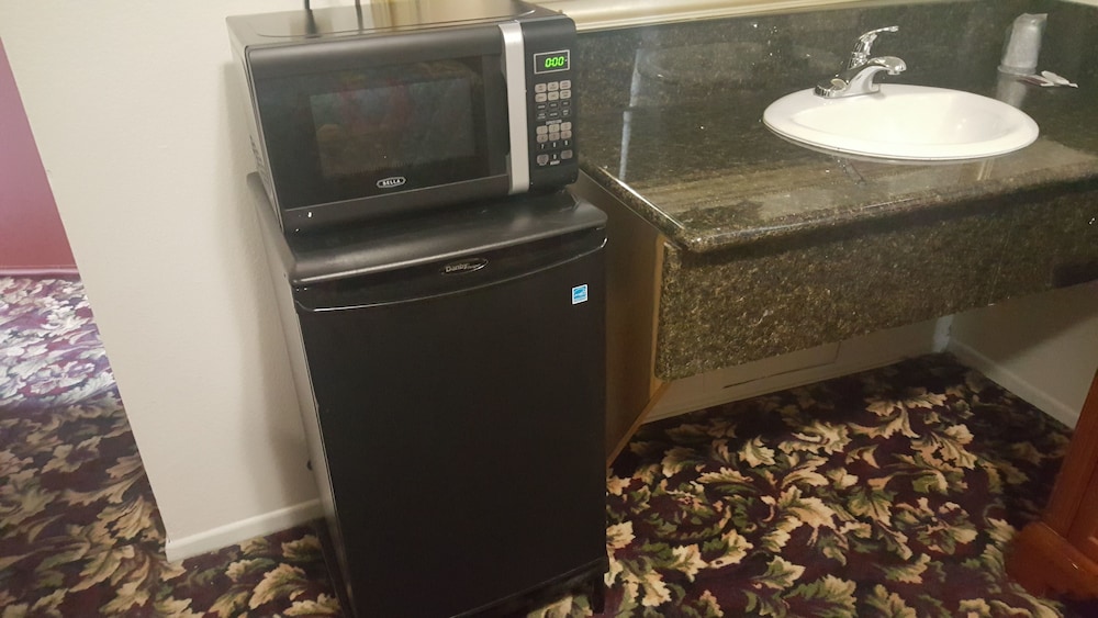Flamingo Inn Long Beach - photo 31