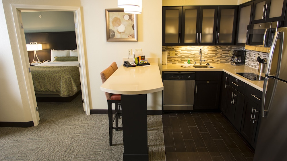 Staybridge Suites Lexington by IHG - photo 20