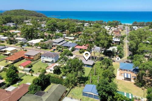 Beach Bangalow — Narrawallee