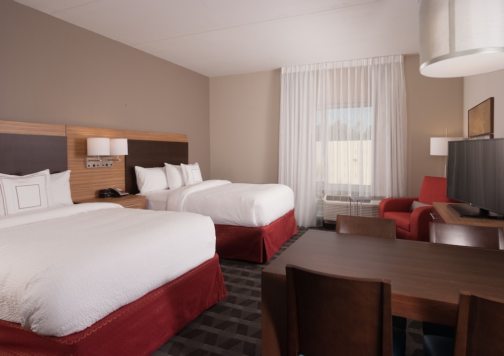 TownePlace Suites Charleston Airport Convention Center - photo 6