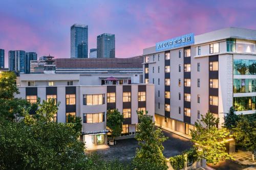 Atour X Hotel Kunming Old Street Wuyi Road — 4-Star Luxury Hotel in Kunming, People's Republic of China