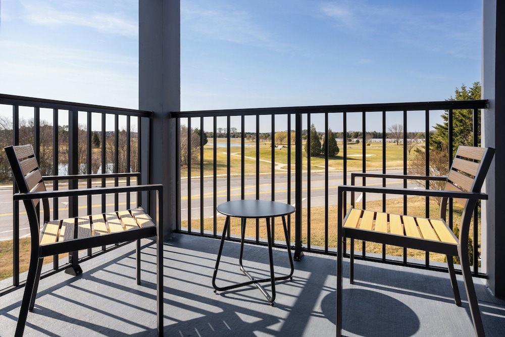 Staybridge Suites Rehoboth Beach by IHG - photo 21