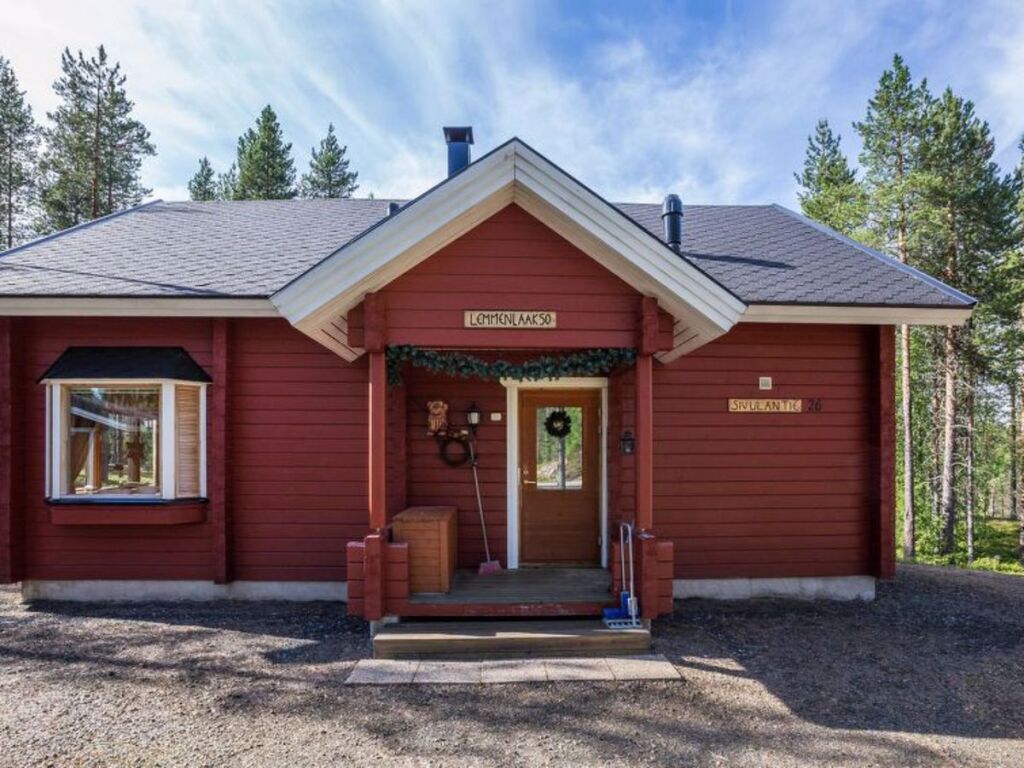 Holiday Home Lemmenlaakso by Interhome — 4-Star Luxury Hotel in Kolari, Finland