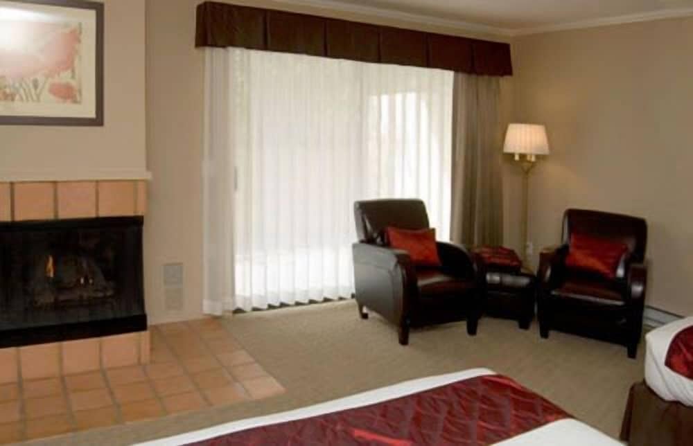 Adobe Inn - photo 32