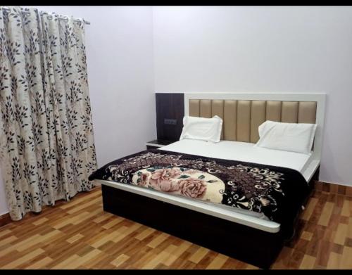 Rudra Residency near railway station in Mathura, India