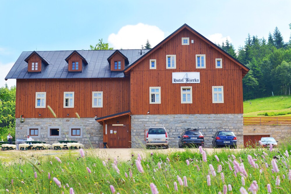Hotel Jizerka 4 — Korenov — photo 2