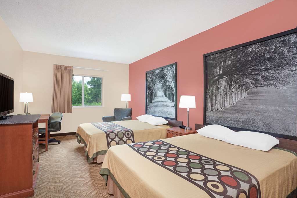Super 8 by Wyndham Central City - photo 9
