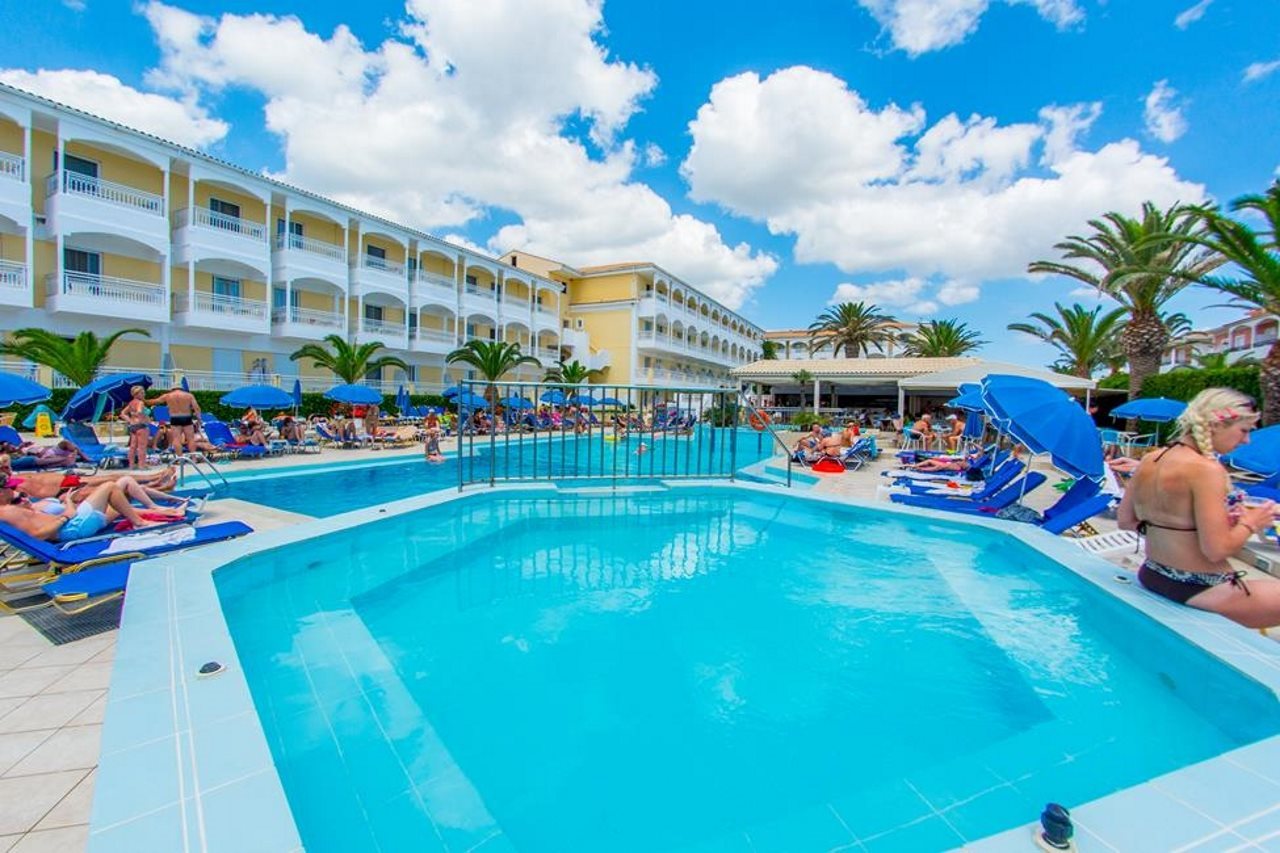 Poseidon Beach Hotel — hotel in Zakynthos