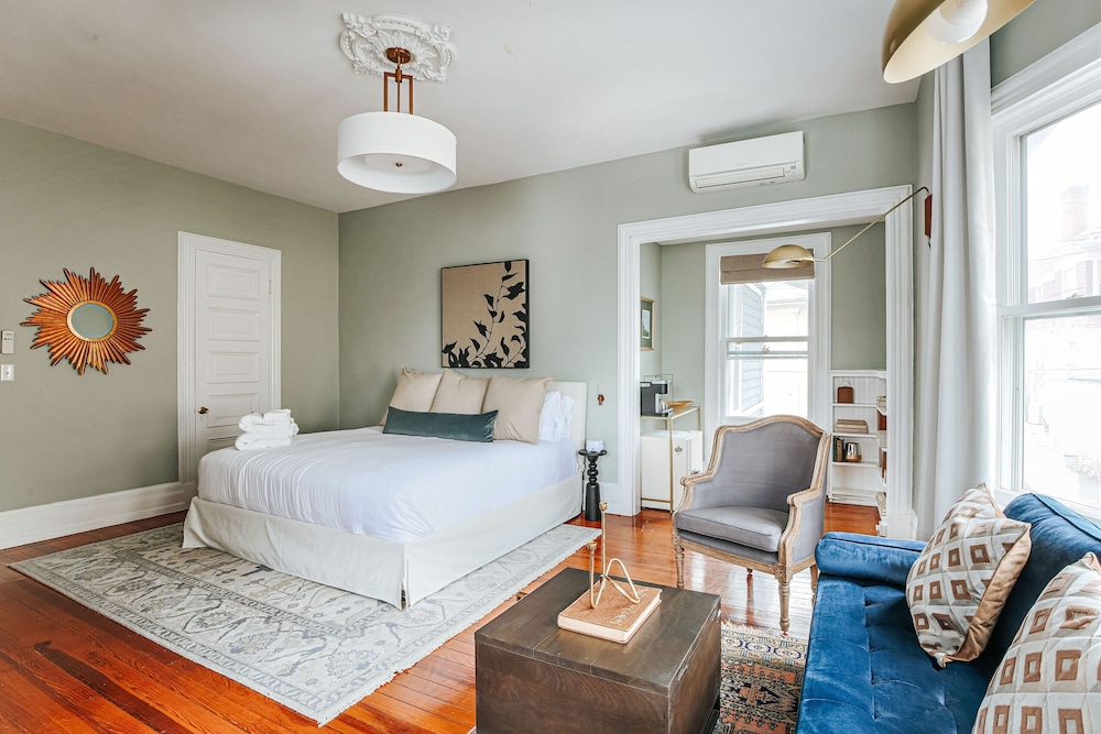 The Historic Berkeley Place - photo 19