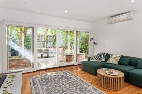 Boutique Stays Alkira House — 4-Star Luxury Hotel in Melbourne, Australia