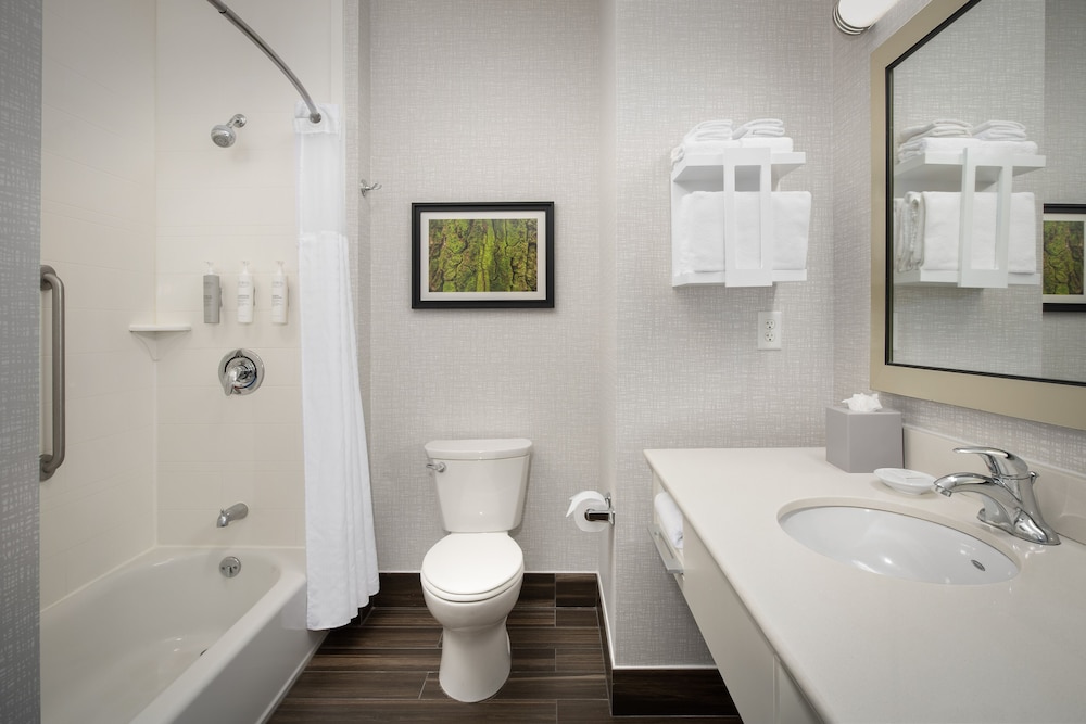 Hampton Inn & Suites Portland Hillsboro Evergreen Park - photo 17