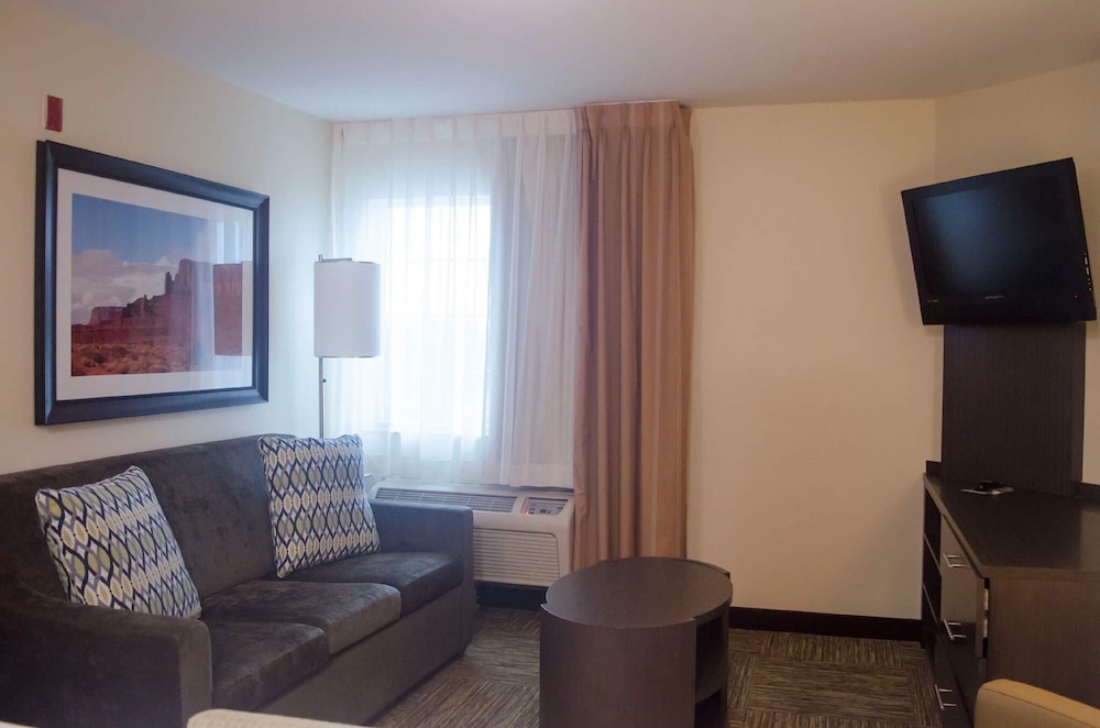 Candlewood Suites Houston Medical Center - photo 3
