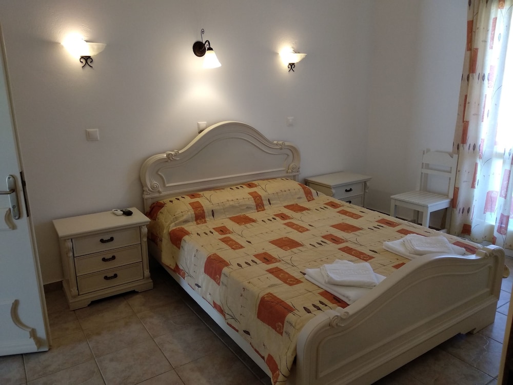 Anna Studios - last minute hotel in Naxos