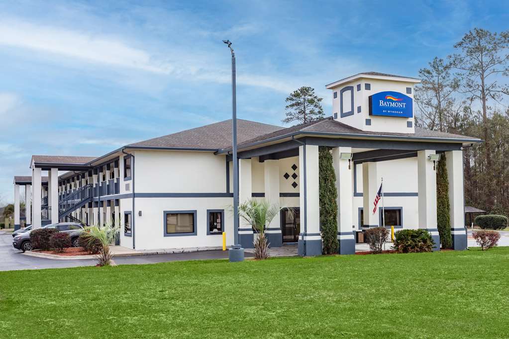 Baymont by Wyndham Midway Tallahassee - photo 4