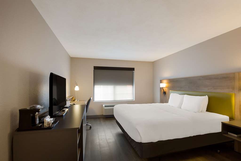 Country Inn & Suites by Radisson Marion IL - photo 8