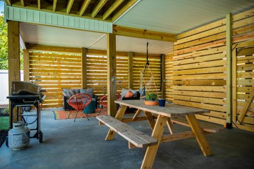 Suga Shack by Oak Island Accommodations - photo 47