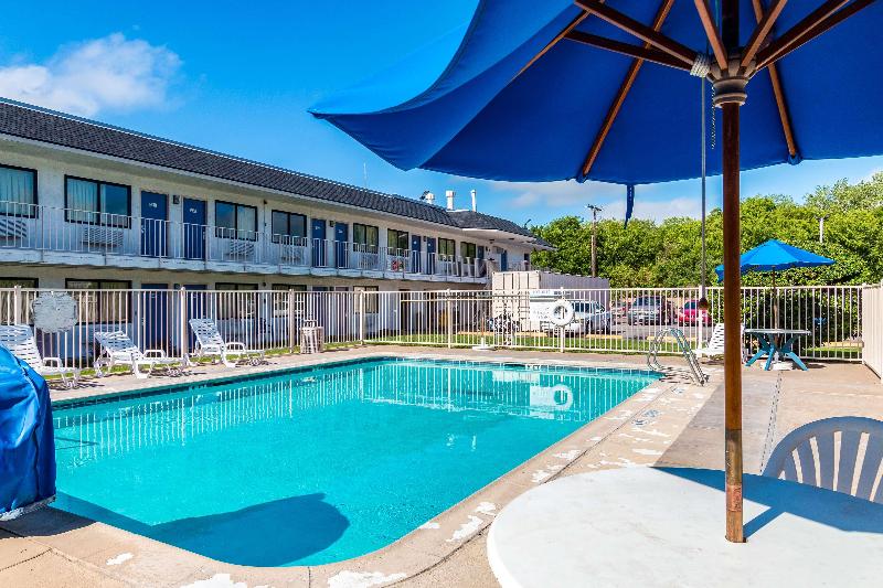 Motel 6 Bellmead TX Waco - photo 31