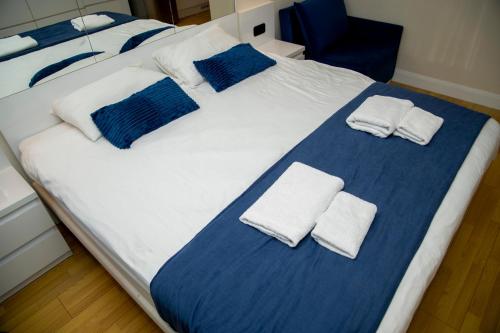 Beautiful apartments near the sea ORBI CITY N2