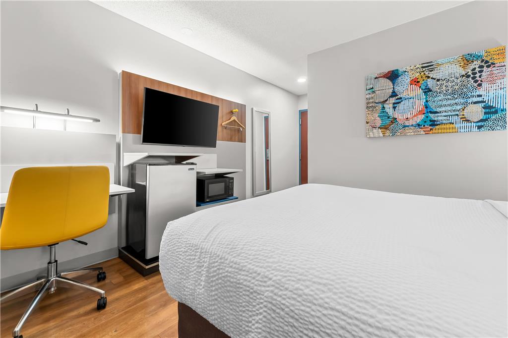 Microtel Inn & Suites by Wyndham Salisbury - photo 21