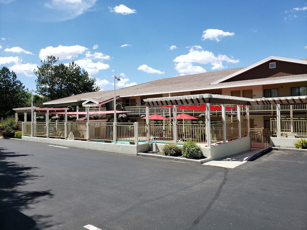 Airport Inn Boise - photo 44