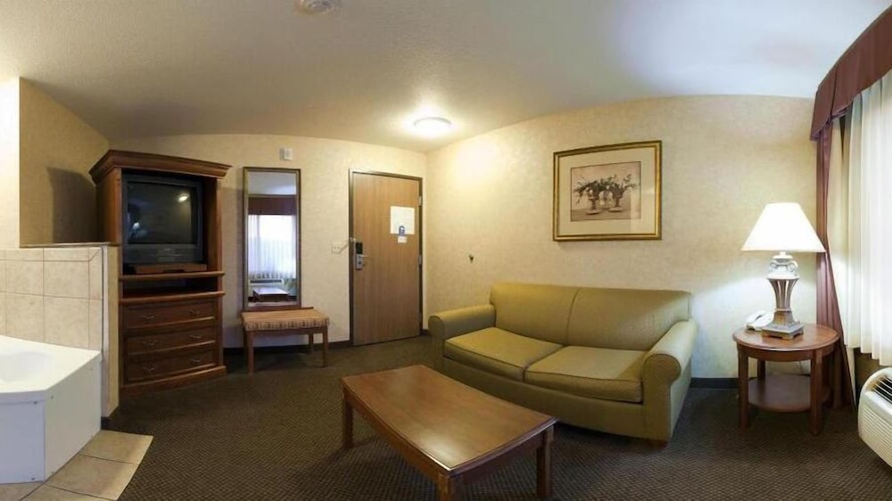 Holiday Inn Express & Suites Barstow Route 66 by IHG - photo 33