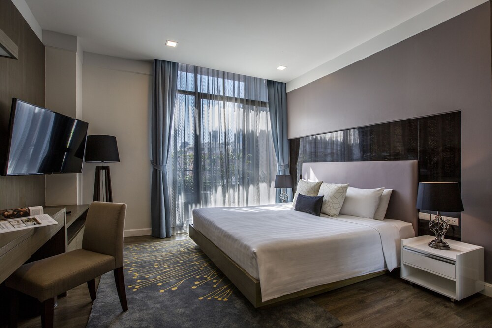 Metropolis Suites Bangkok Tapestry Collection by Hilton photo 2