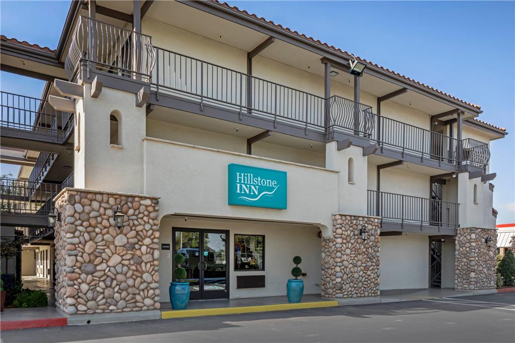 Hillstone Inn Tulare an Ascend Collection Hotel - photo 3