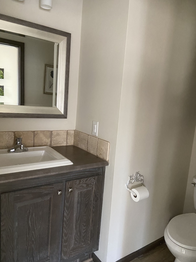Swan Lake Resort Rentals - photo 156