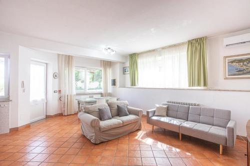 Appartamento La Piccola Gemma — 4-Star Luxury Hotel in Ischia, Italy