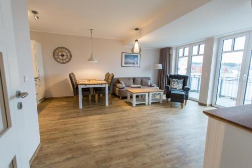 Sunnevelt Apartment 14 — 4-Star Luxury Hotel in Ostseebad Kuehlungsborn, Germany