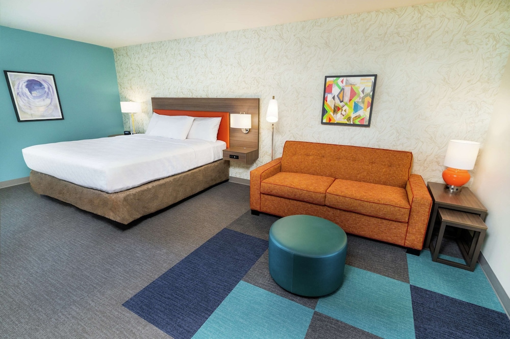 Home2 Suites by Hilton Roseville Sacramento - photo 18