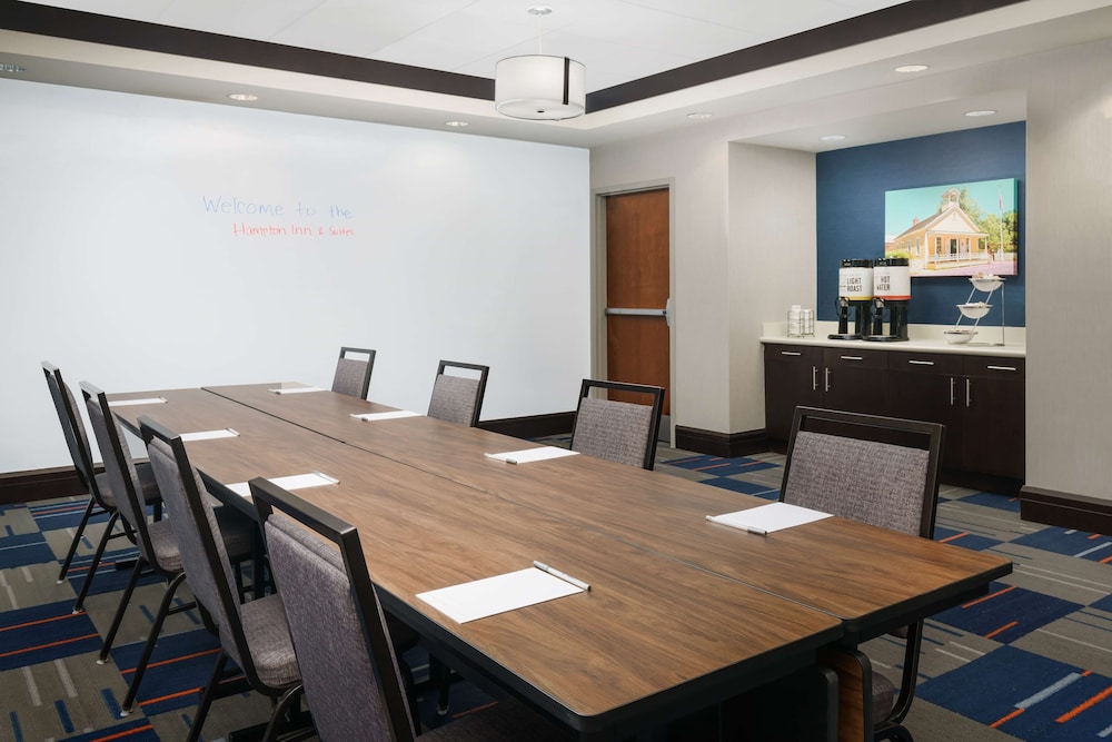 Hampton Inn & Suites West Sacramento - photo 24