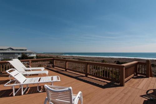 Summer Salt North Unit by Bryant Real Estate in Wrightsville Beach, United States