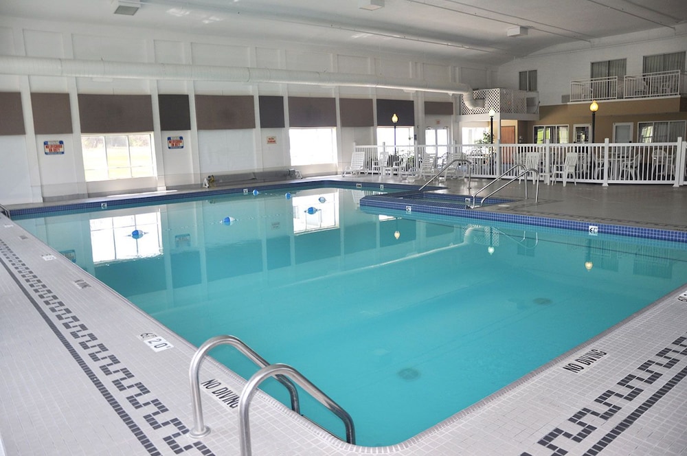 Dunes Express Inn & Suites - photo 17