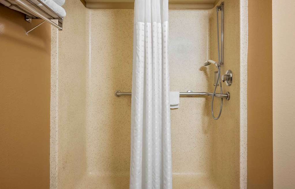 Extended Stay America Suites Pittsburgh Airport - photo 37