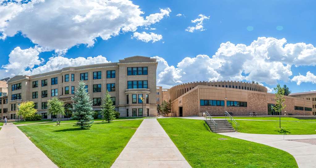 Super 8 by Wyndham Laramie - photo 10
