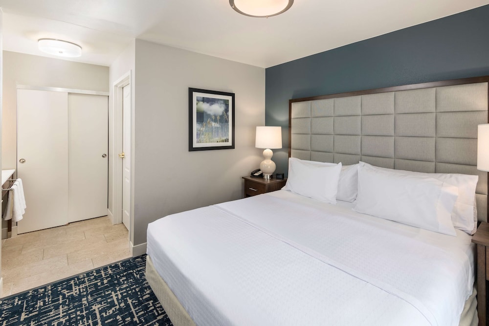 Homewood Suites by Hilton Philadelphia Mt. Laurel - photo 9