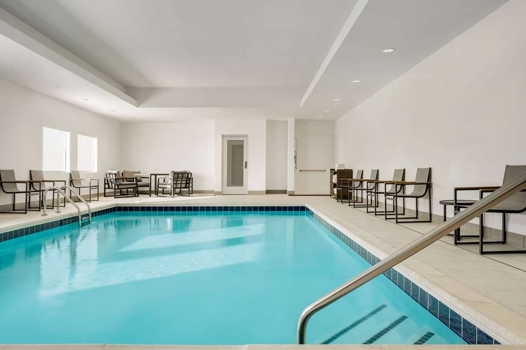La Quinta Inn & Suites by Wyndham Denver Parker - photo 14