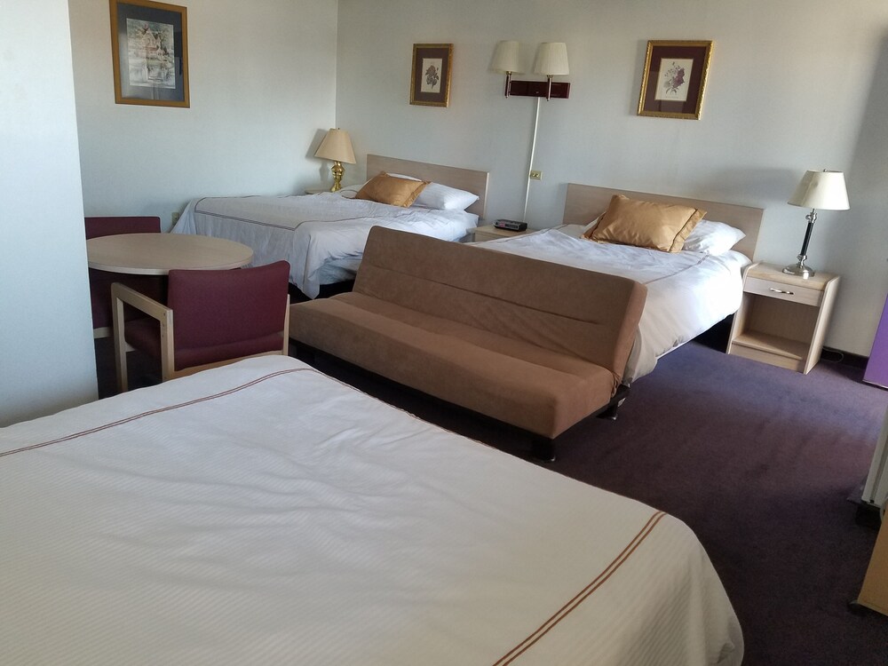 Downtown Xenion Motel - photo 16