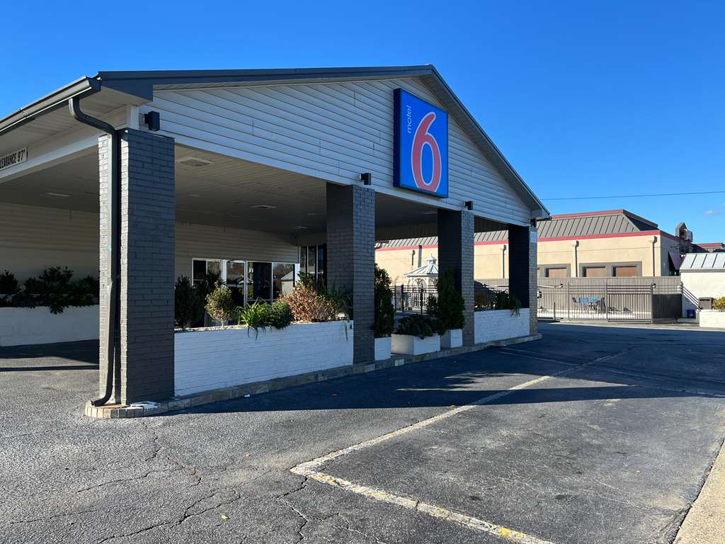 Motel 6 Greenville NC ECU Medical Center in Greenville, United States