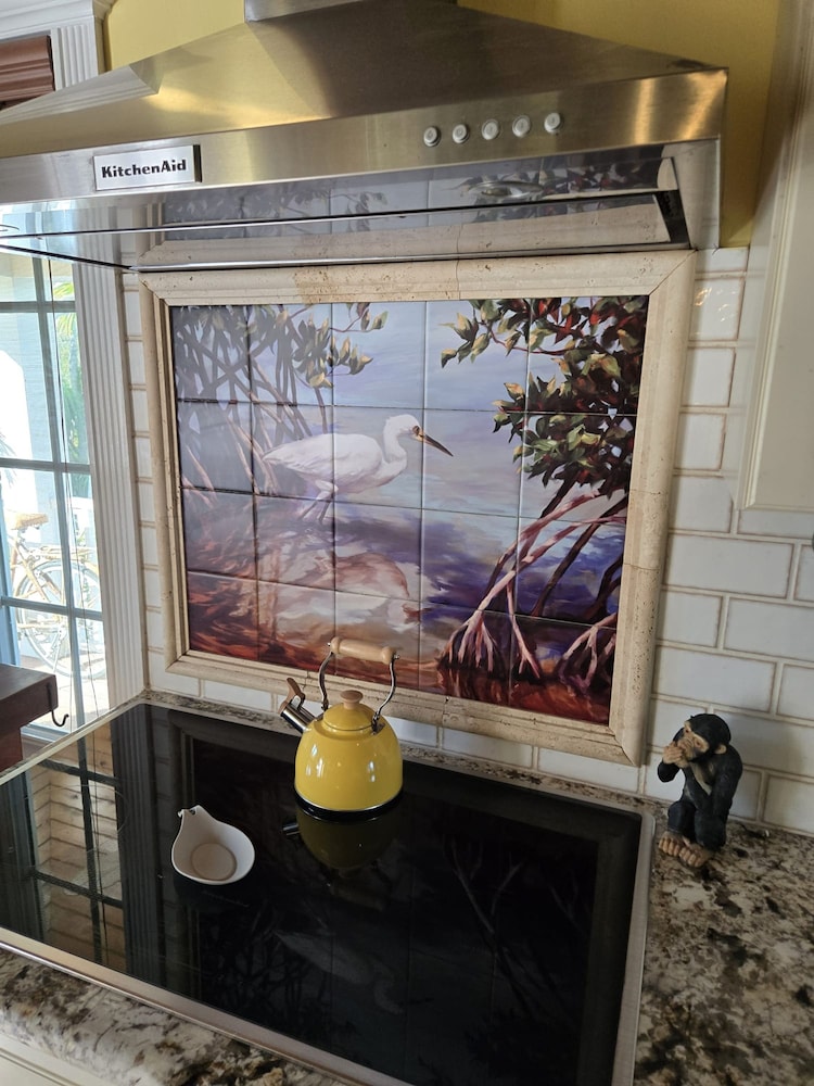 NEW Jungle Paradise Treehouse Suite With Resort Amenities Elevator Access Outdoor Kitchen Lagoon Lazy River Pool RV Hook up - photo 29