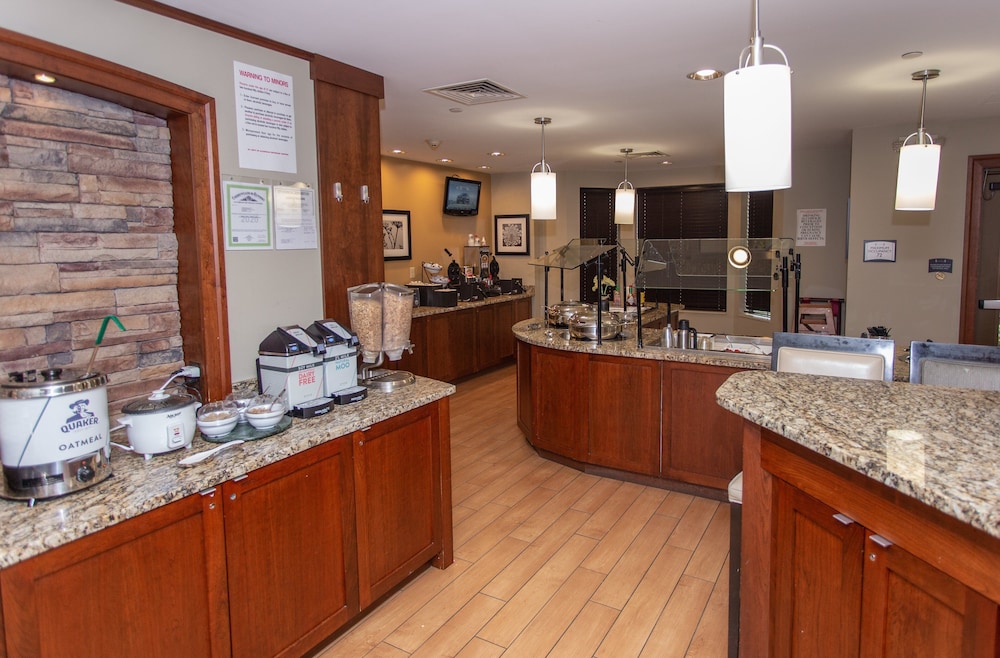 Staybridge Suites Bowling Green by IHG - photo 71