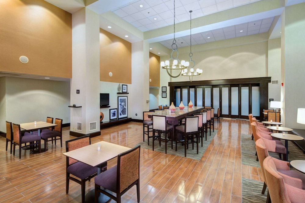 Hampton Inn & Suites Augusta West - photo 41