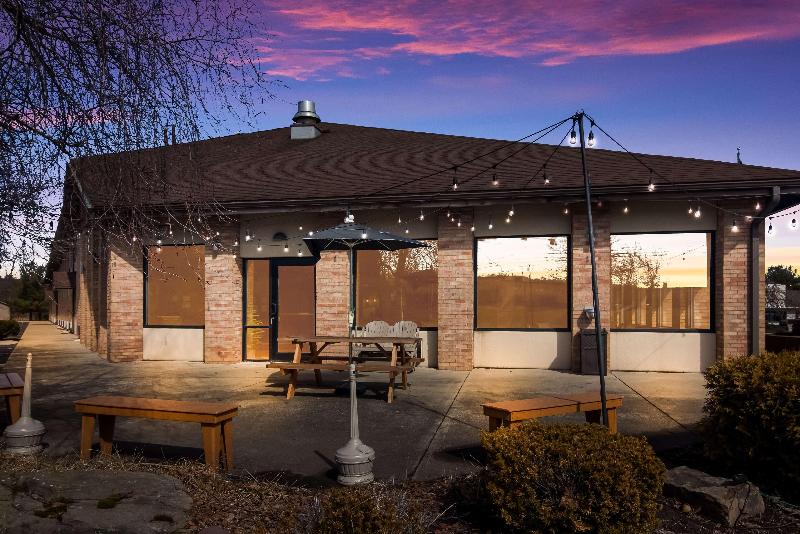 SureStay by Best Western Grove City - photo 3