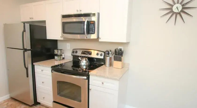 Philly Stays 2040 Market St - photo 10