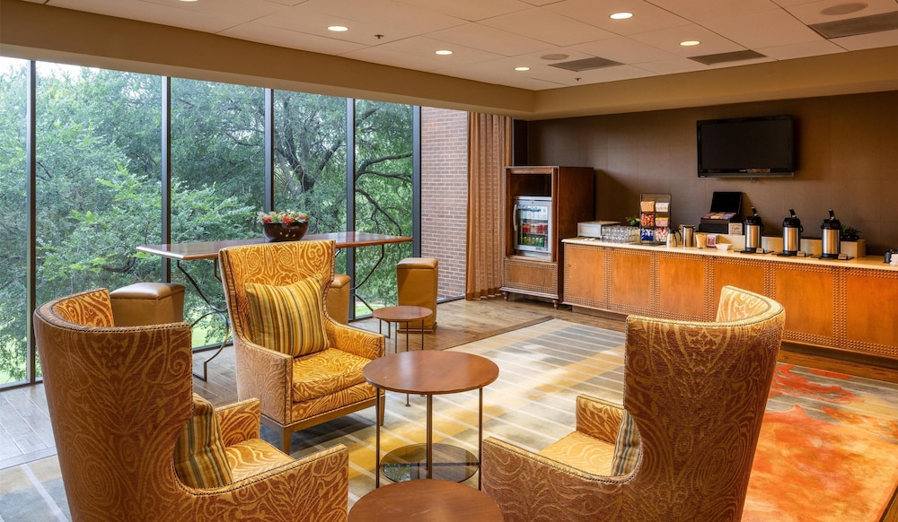 Hilton DFW Lakes Executive Conference Center - photo 77