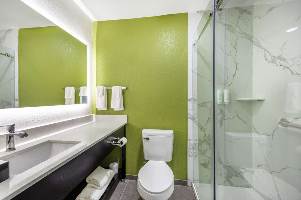 Sleep Inn & Suites Salina I 135 - photo 14